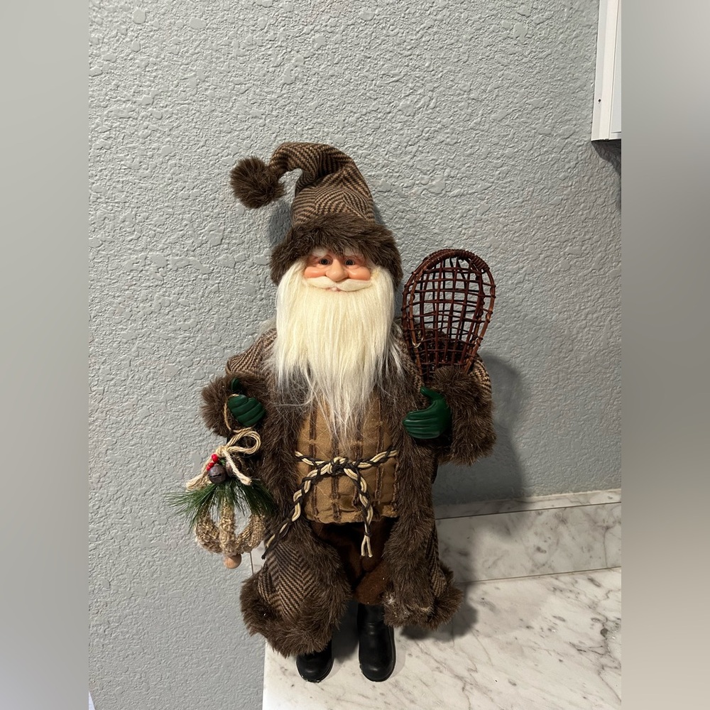 Rustic‎ Santa Claus Holiday Figurine with Snowshoes